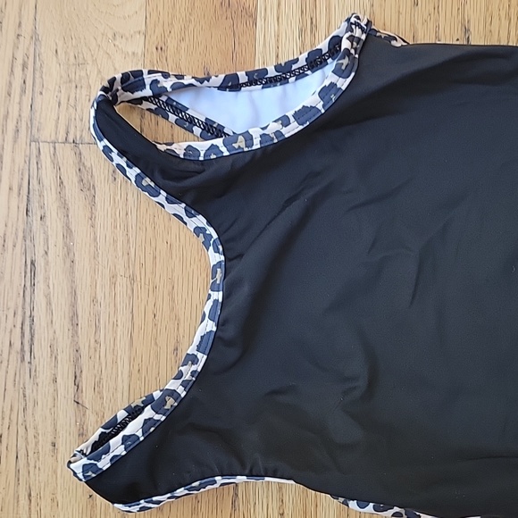 Girls size small gymnastics leotard - Picture 2 of 4